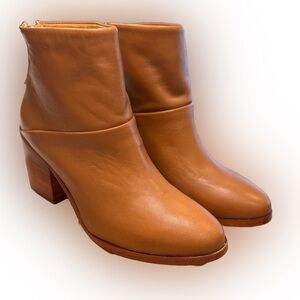 Nisolo  Dari Womens Boots  Sz 8.5 Brown Leather  Ankle Bootie Shoes NEW